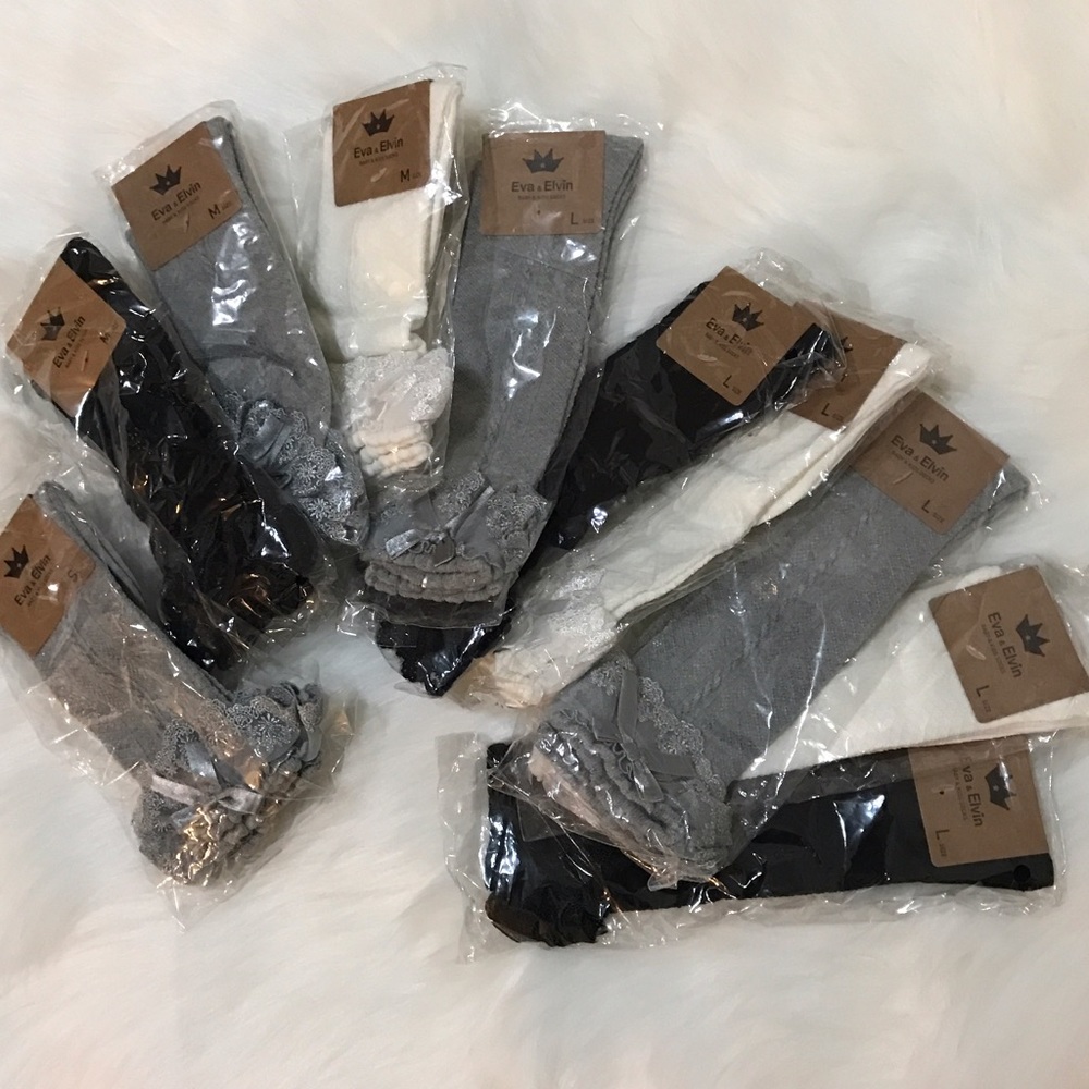 FREE with any purchase! girl's knee high socks - Picture 4 of 5