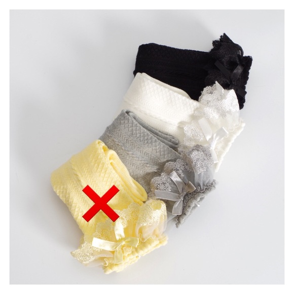 FREE with any purchase! girl's knee high socks - Picture 2 of 5