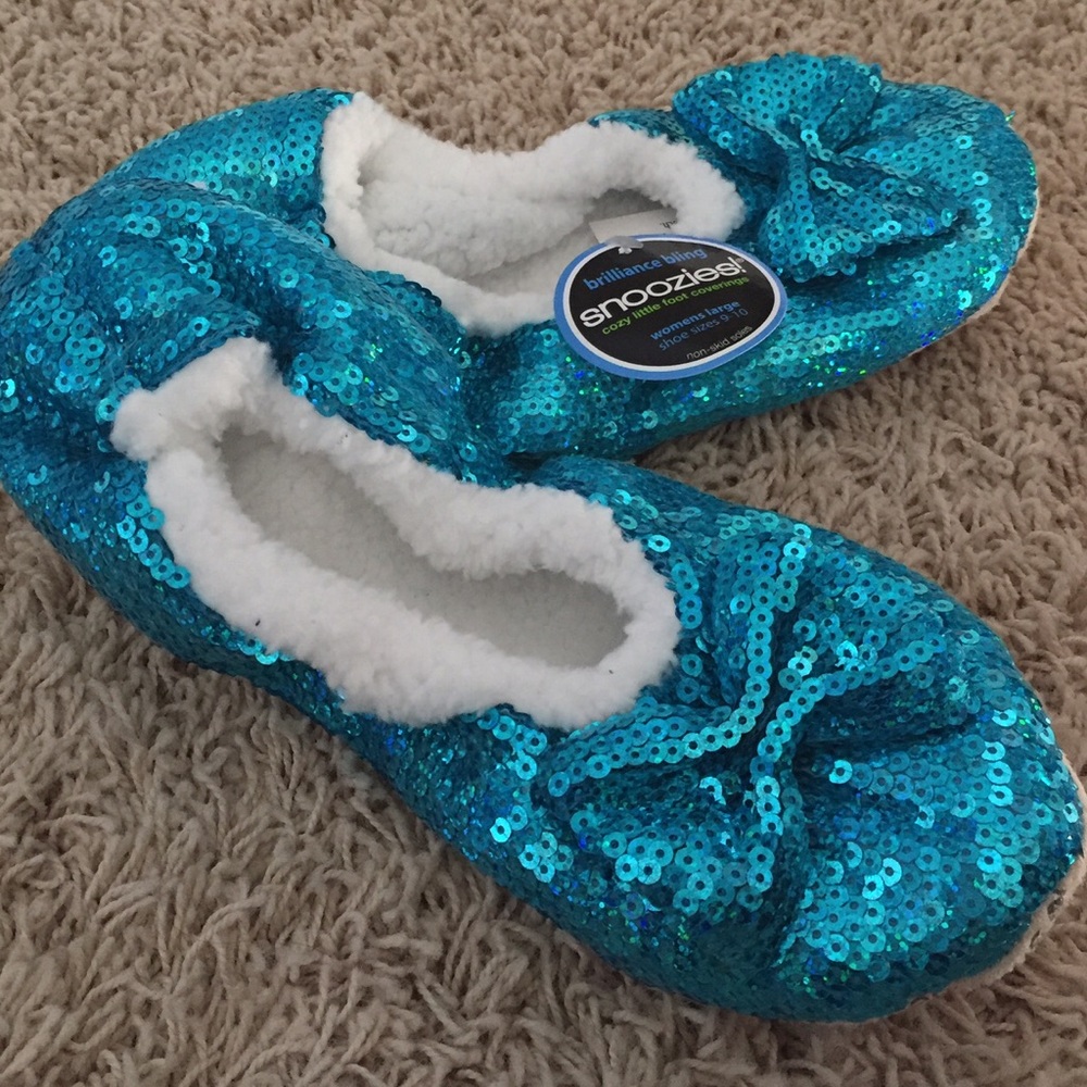 Silly Slippers NWT