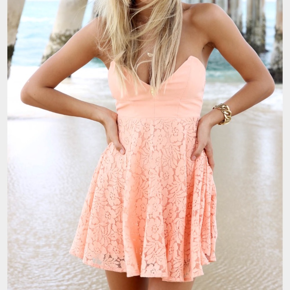 NWOT Sabo Skirt Lissa peach strapless dress