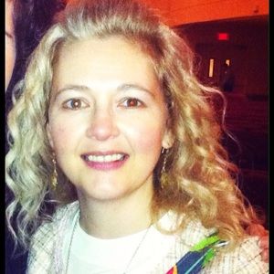 Meet your Posher, Julia