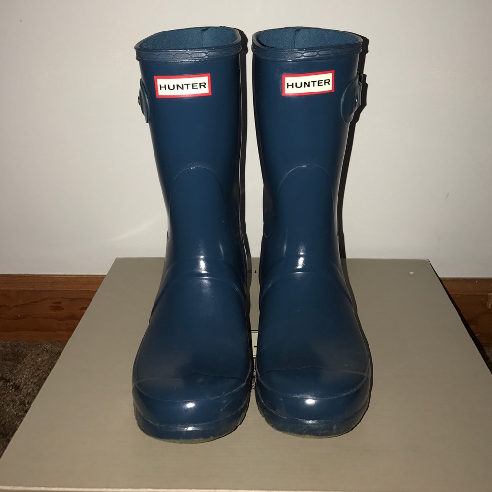 *SOLD* Short Blueberry Blue Hunter Boots