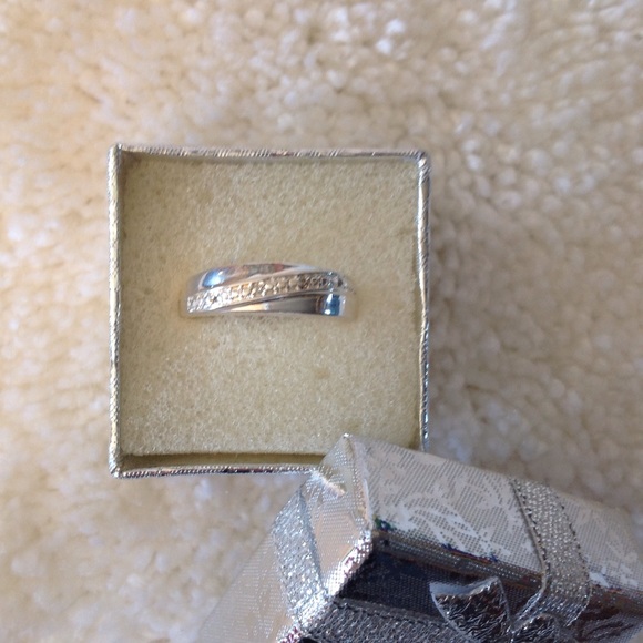 Jewelry - 925 SS Diamond Wedding Band