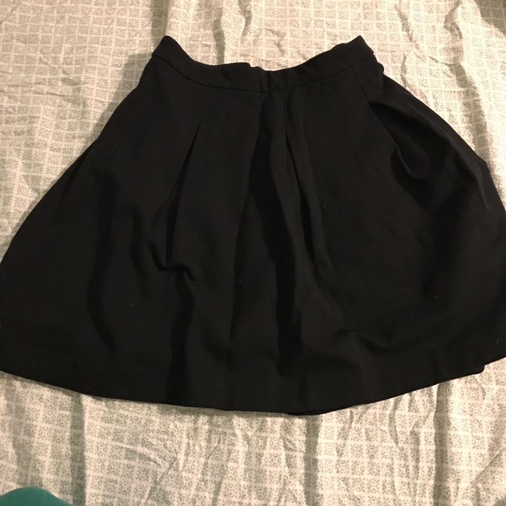 Express pleated skirt