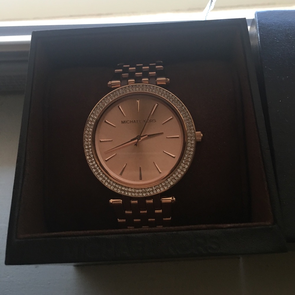 Michael Kors rose gold watch