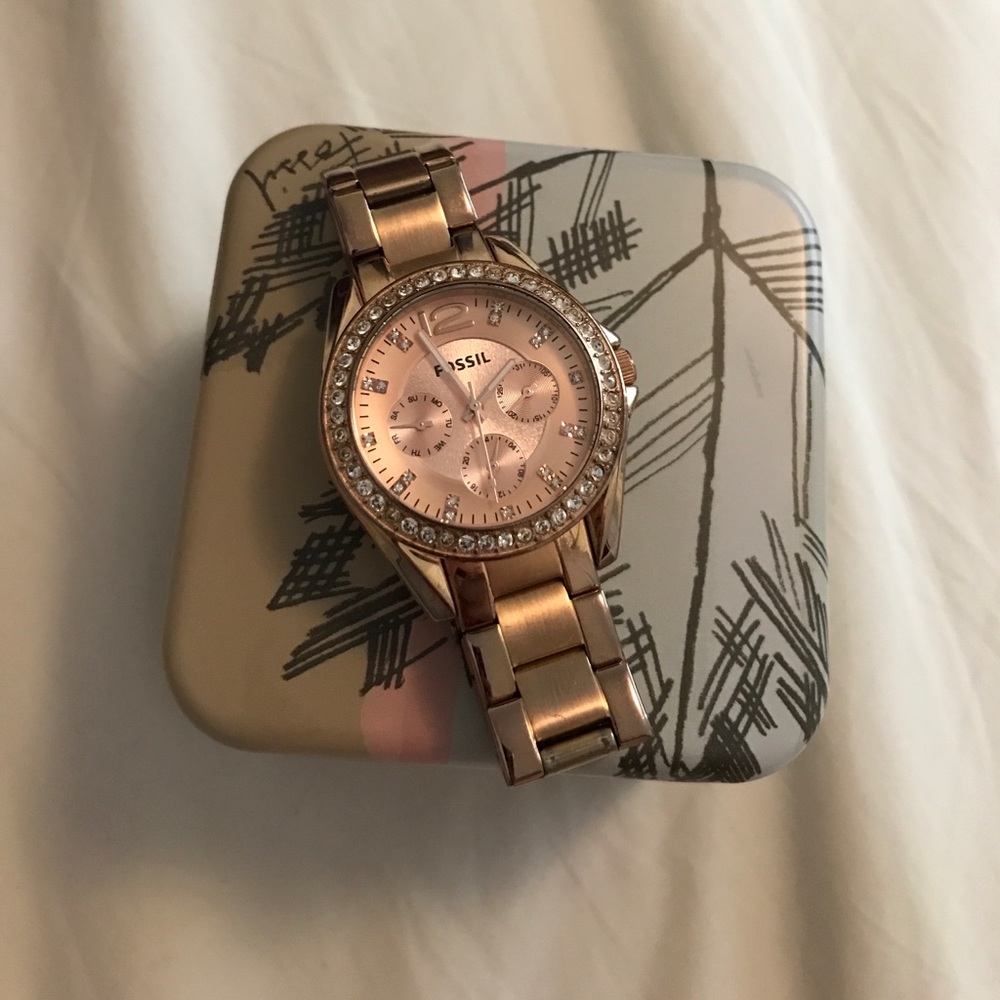 Rose Gold Fossil watch