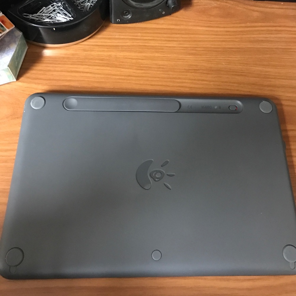 Logitech Bluetooth keyboard - Picture 2 of 4