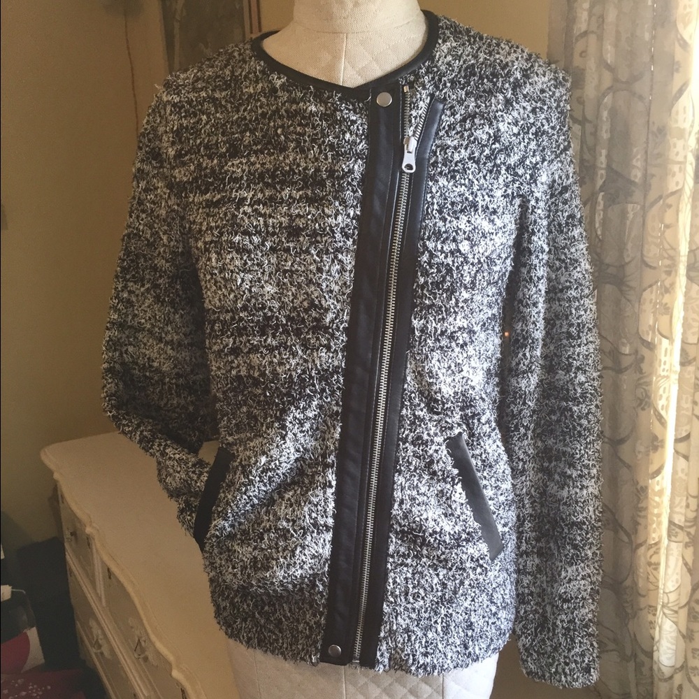 "Iluminada" moto sweater - Picture 3 of 4