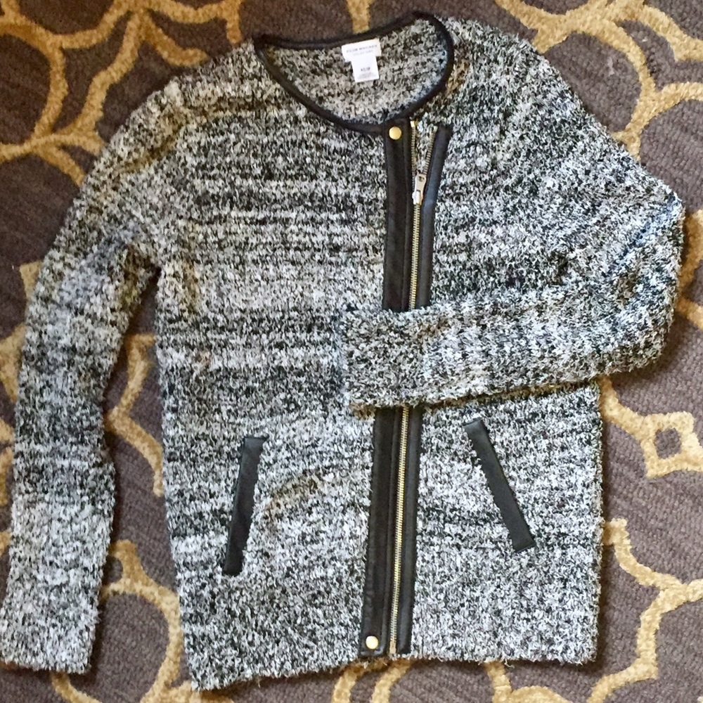 "Iluminada" moto sweater