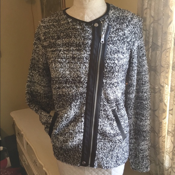 "Iluminada" moto sweater - Picture 3 of 4