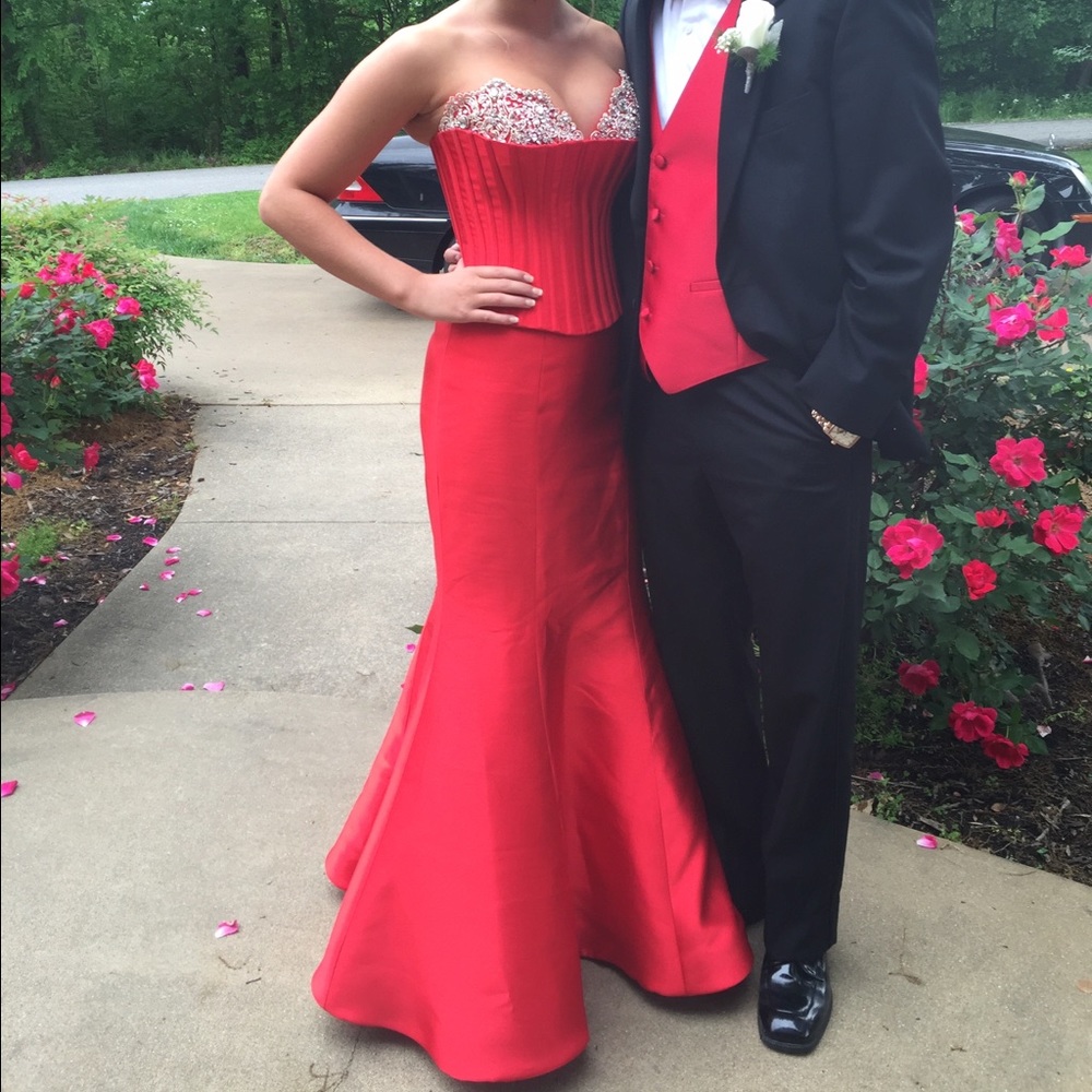 Two piece Sherri hill prom dress