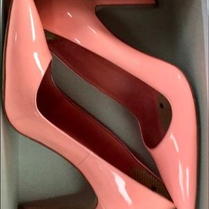 Peach Manolo pumps