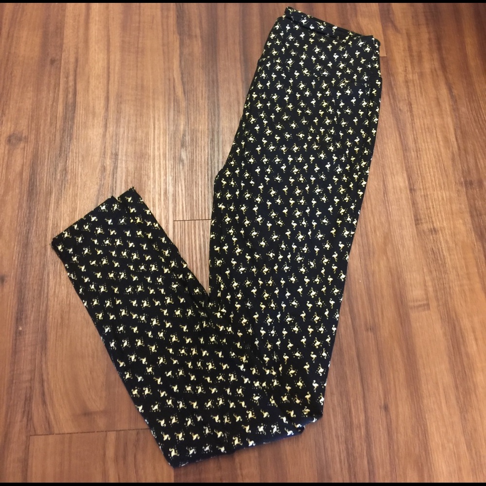 Lularoe Flamingos with tan legs