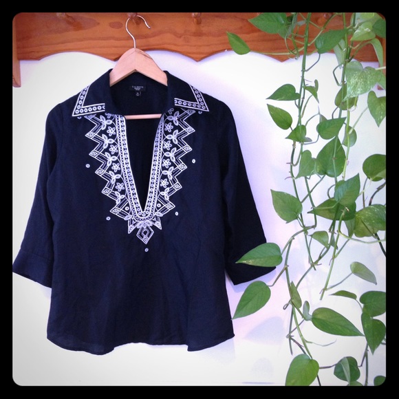 Talbots Tops - 💕HP💕 Talbots navy silk blend tunic w/embroidery