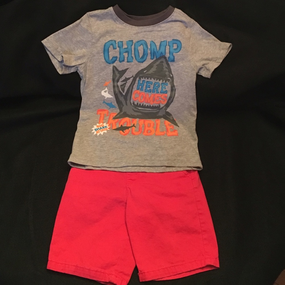 T-shirt and shorts combo