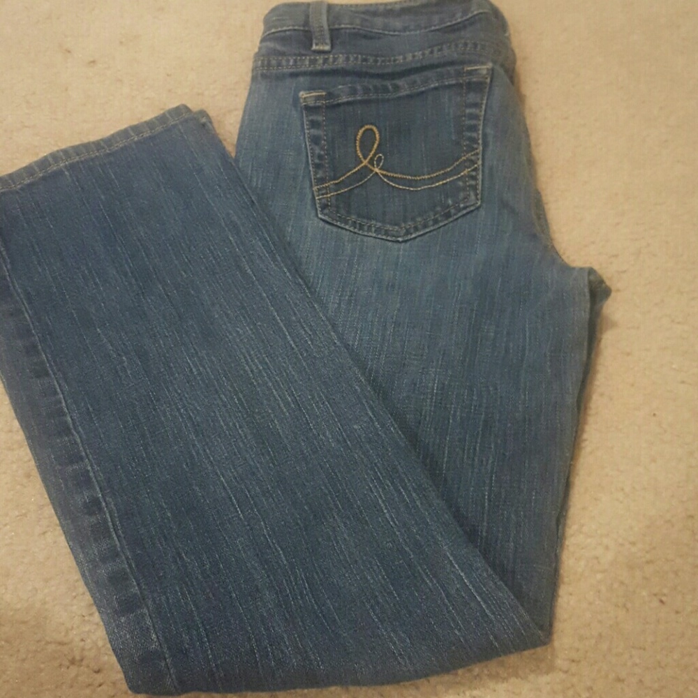 Boot cut jeans