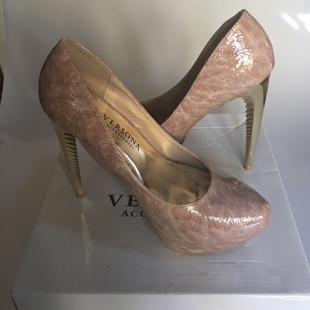 💖 HP 💖Blushing Tan Pump