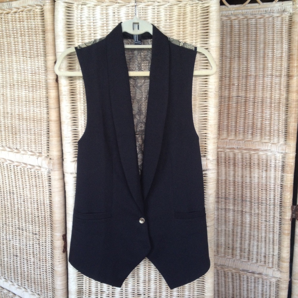 Women's Sleeveless Blazer