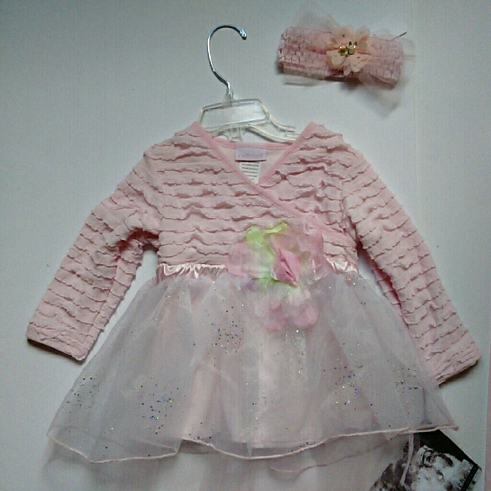 Girl's outfit by cachcach with matching hair bow