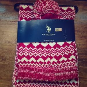Ralph Lauren scarf and hat set