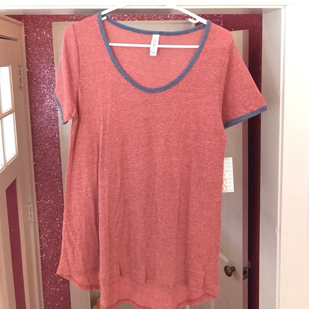 Lula Roe Classic T XS