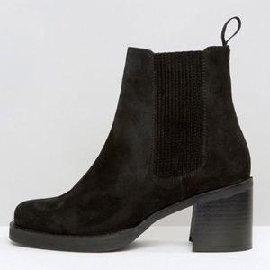 ASOS Chelsea Boots