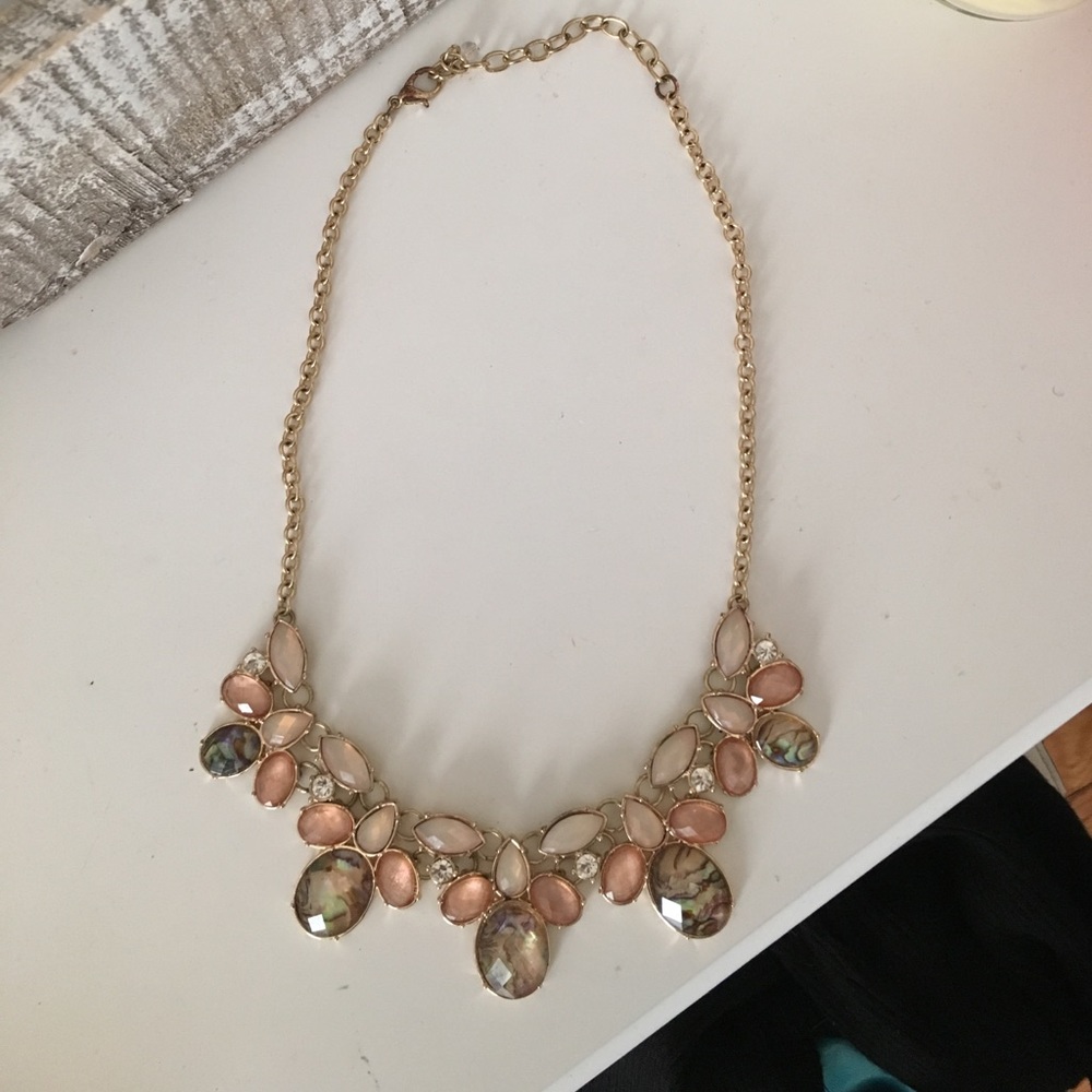 Chunky gold necklace