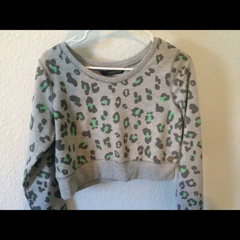 Long sleeve crop sweater