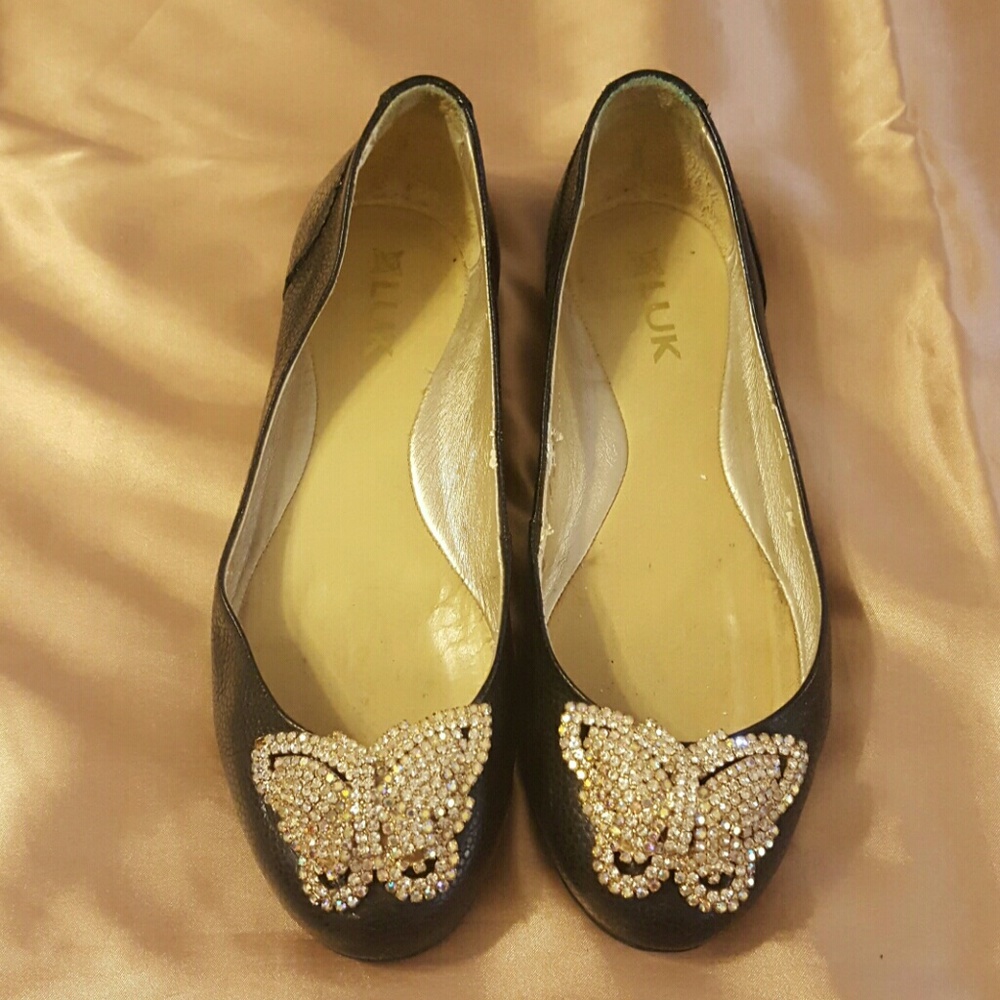 Luk Flats butterfly black shoes size 71/2.