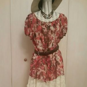 Floral maternity top