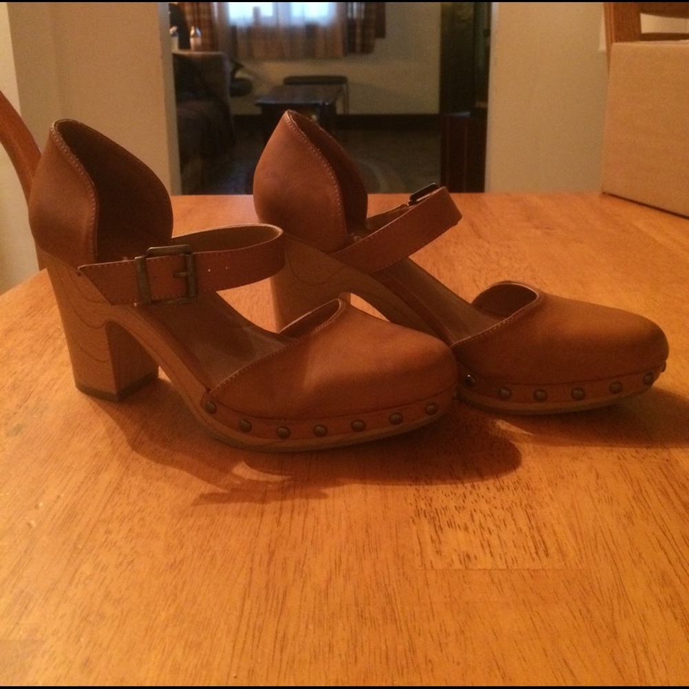 Platform heels