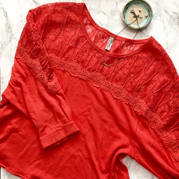 Free People Tops - FINAL PRICE 🌺Free People Lace Trim Sweater
