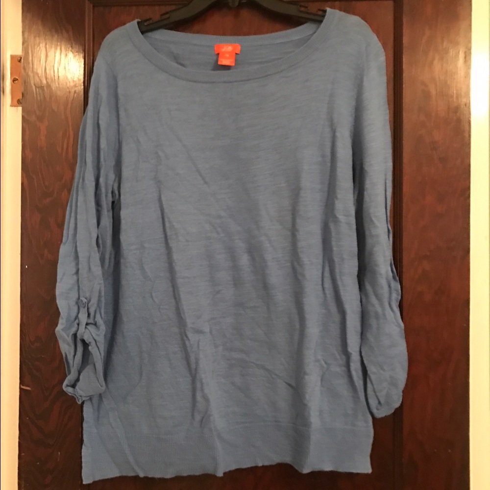 Light blue 3/4 sleeve sweater!
