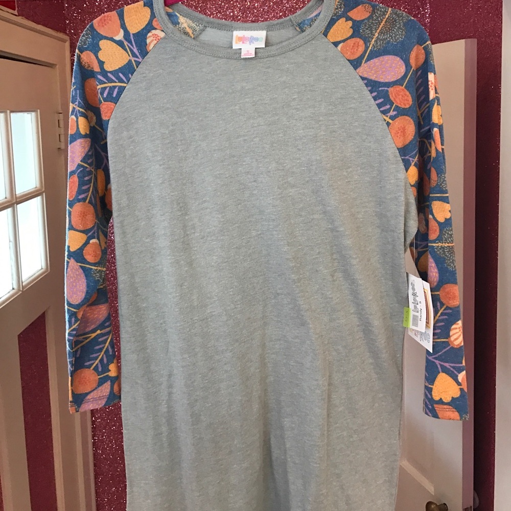 Lularoe Randy Shirt S