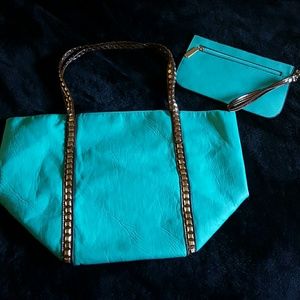Teal tote and matching wristlet