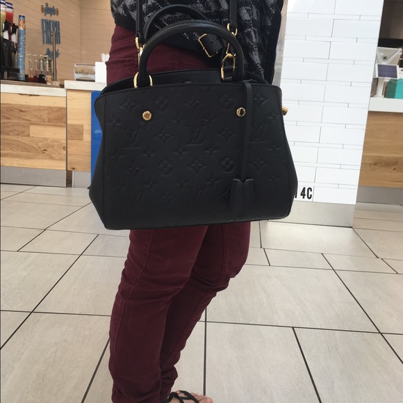 Louis Vuitton - Picture 2 of 2