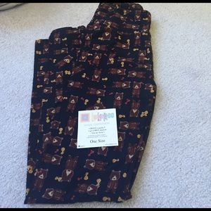BNWT Bear🐻 Print OS LuLaRoe Leggings.