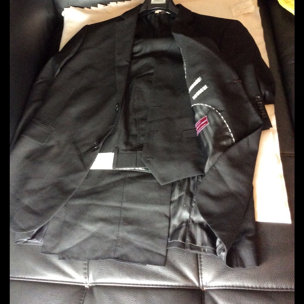 Men's 3 set suit