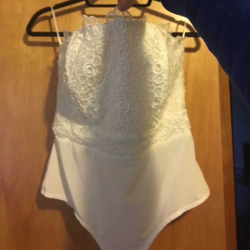 Strapless lace bodysuit - NEVER WORN