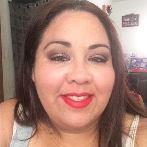 Meet your Posher, Reyna