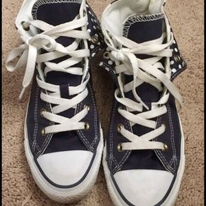 Navy and white with polka dots converse