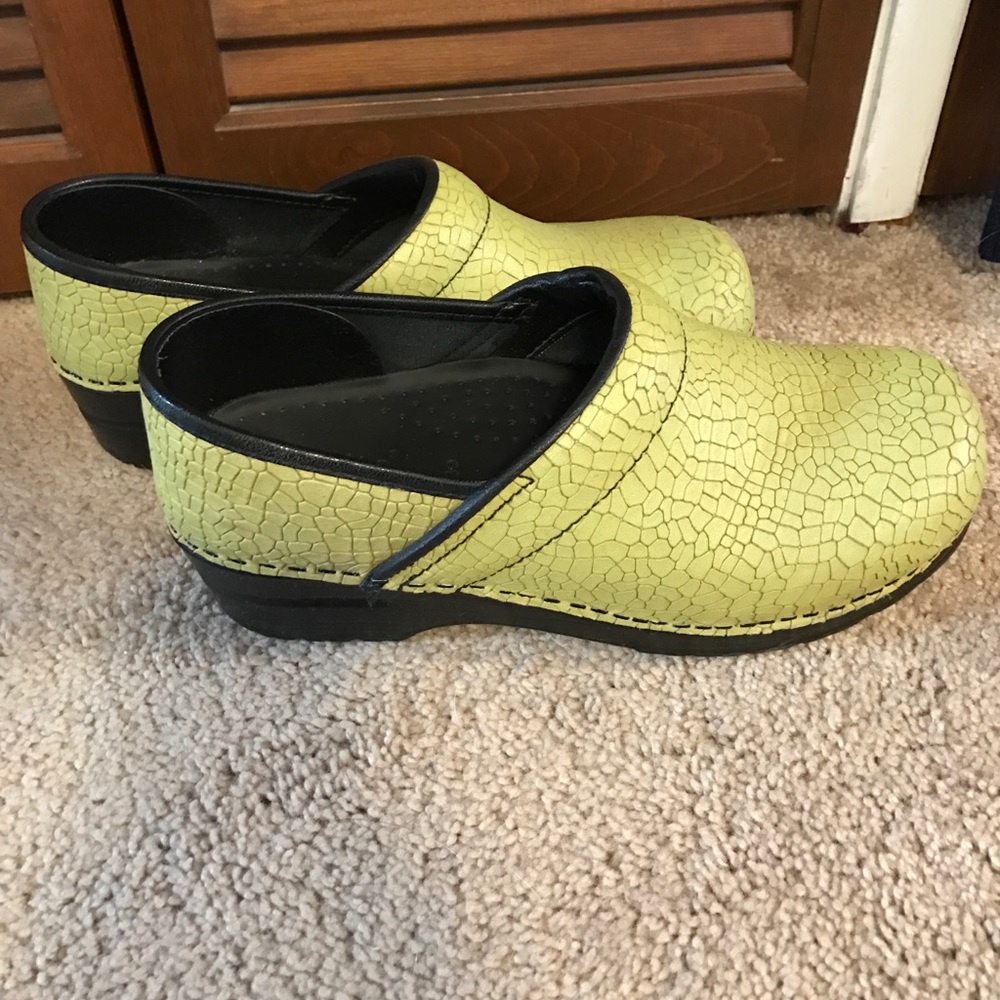 Sanita Clogs. Size 39 (9)