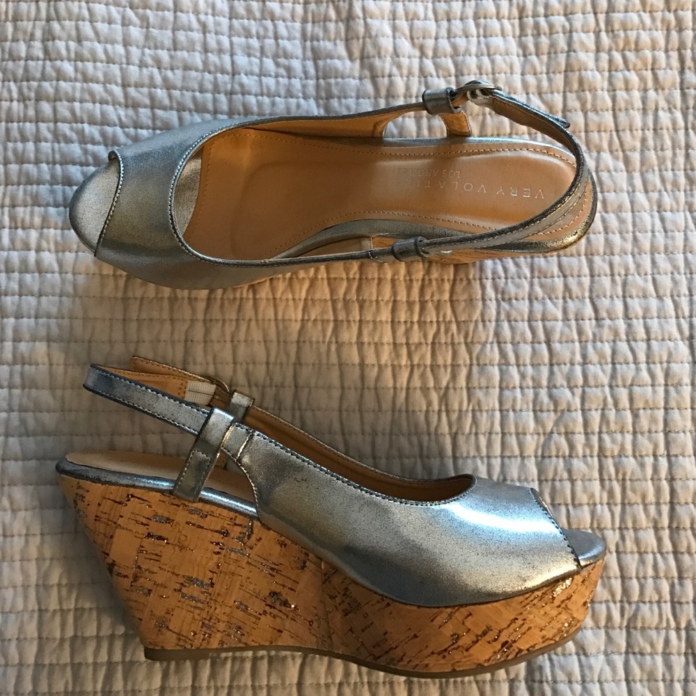 Silver wedges