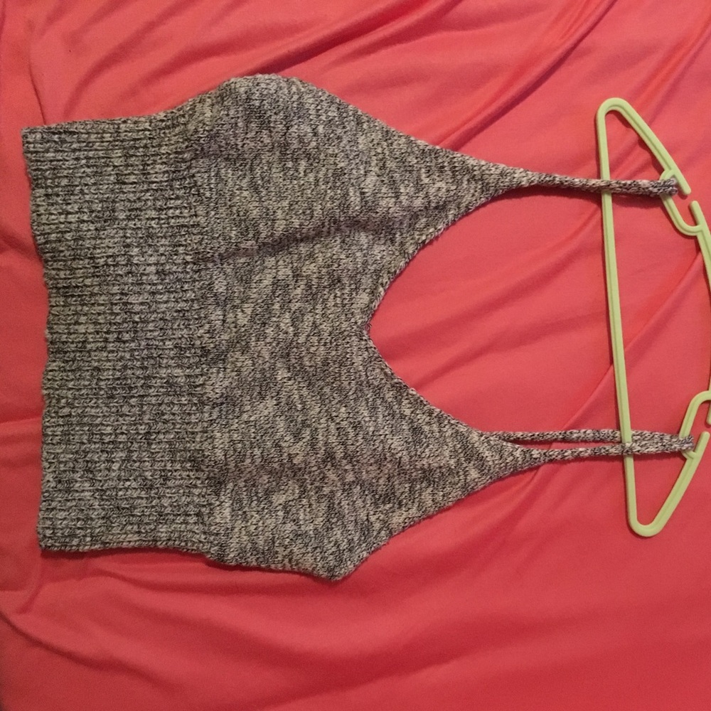 grey crop top tank top