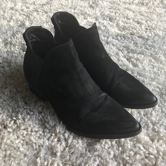 Steve Madden Shoes - Steve Madden Ayce Chelsea Boot