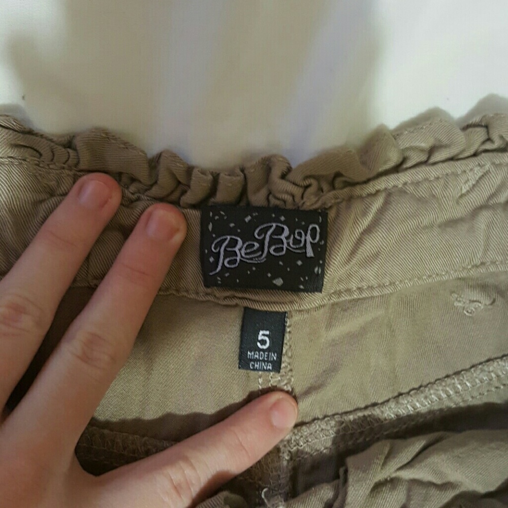 Shorts - Picture 2 of 3