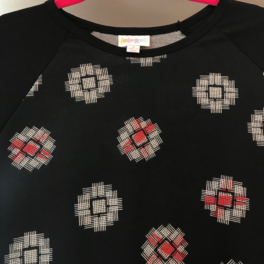 Lularoe Randy Tee Small - Picture 3 of 3