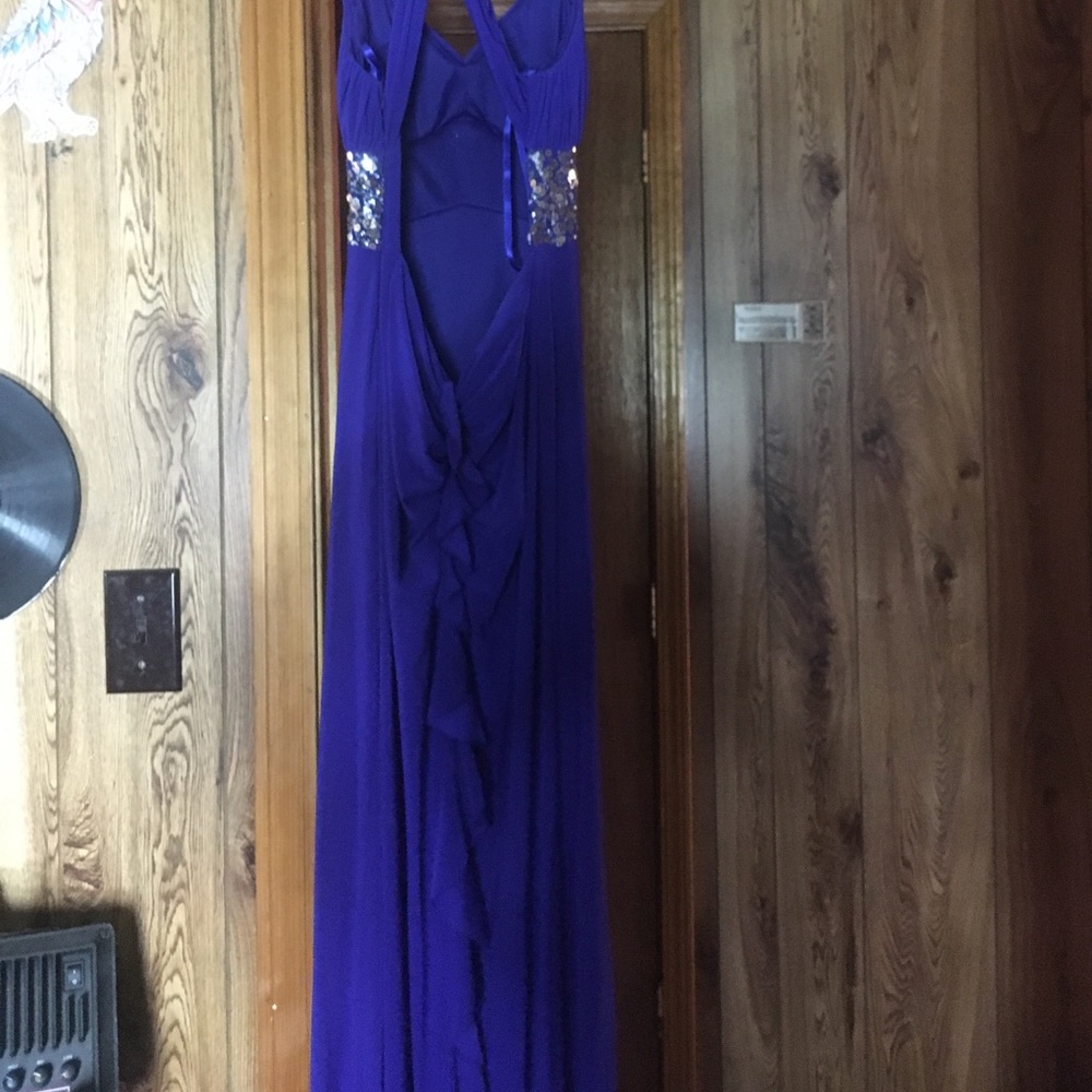 Prom/pageant dress. - Picture 4 of 4