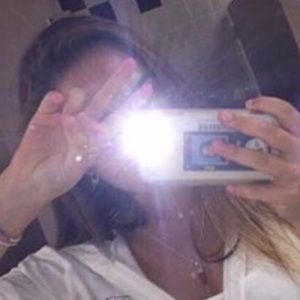 Meet your Posher, Tia