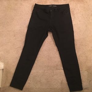 Old Navy Rockstar Skinny Jeans.